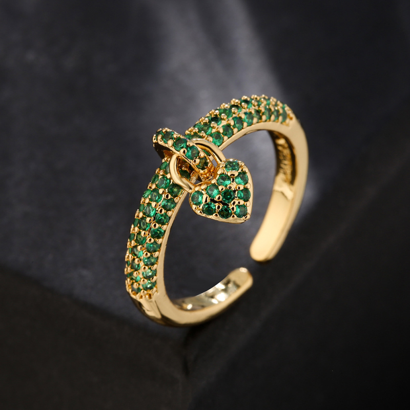 New Fashion Micro Pave Heart Charm Ring for Women Gift