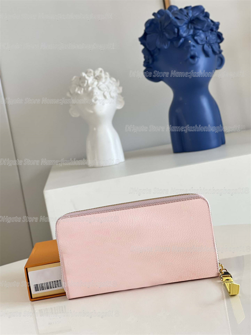 22SS Designer Zippy Wallet Bags Embossed Monograms Long Wallets Purse Spring in the City M81279 Pink M81280 Khaki Beige Cream Womens Holders Luxurys Clutch Bag
22SS Designer Zippy Wallet Bags Embossed Monograms Long Wallets Purse Spring in the City M81279 Pink M81280 Khaki Beige Cream Womens Holders Luxurys Clutch Bag