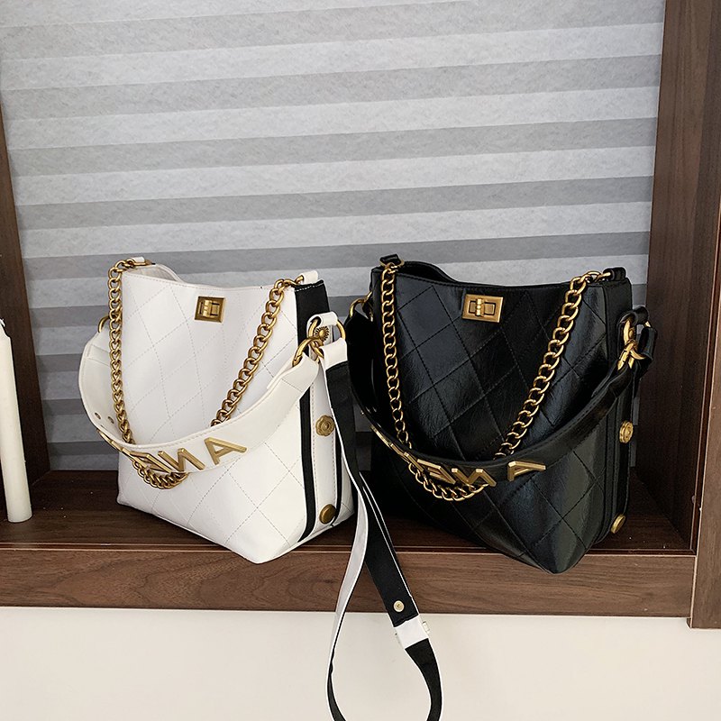 HBP Bucket bag designer shoulder bags women messenger bag Lozenge Fashion luxury crossbody handbag chain three straps lock, White
HBP Bucket bag designer shoulder bags women messenger bag Lozenge Fashion luxury crossbody handbag chain three straps lock, White