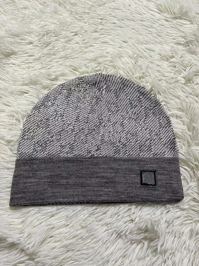 Beanie Skull Caps HOT high quality 2022 Fashion high-quality beanie unisex knitted hat knitted hat classical sports skull hat ladies casual outdoor
Beanie Skull Caps HOT high quality 2022 Fashion high-quality beanie unisex knitted hat knitted hat classical sports skull hat ladies casual outdoor