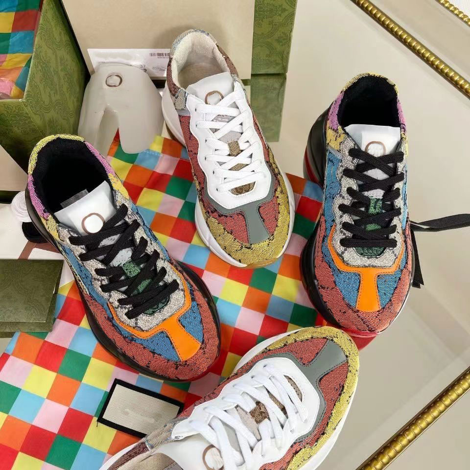 women Rhyton sneaker Designer Men Shoe Luxury Vintage Printing Platform Trainers Strawberry Wave Mouth Trainer Outdoor Running Shoe 35-44
women Rhyton sneaker Designer Men Shoe Luxury Vintage Printing Platform Trainers Strawberry Wave Mouth Trainer Outdoor Running Shoe 35-44