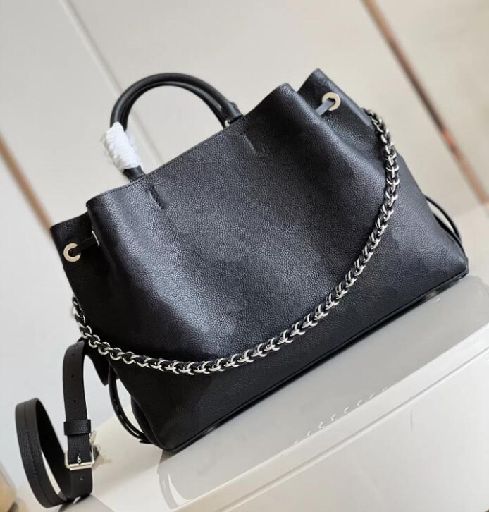 Designer totes High quality leather BELLA TOTE perforation bags fashion classic handbags for women purse wallet woman Luxury shopping shoulder bag, Vip
Designer totes High quality leather BELLA TOTE perforation bags fashion classic handbags for women purse wallet woman Luxury shopping shoulder bag, Vip