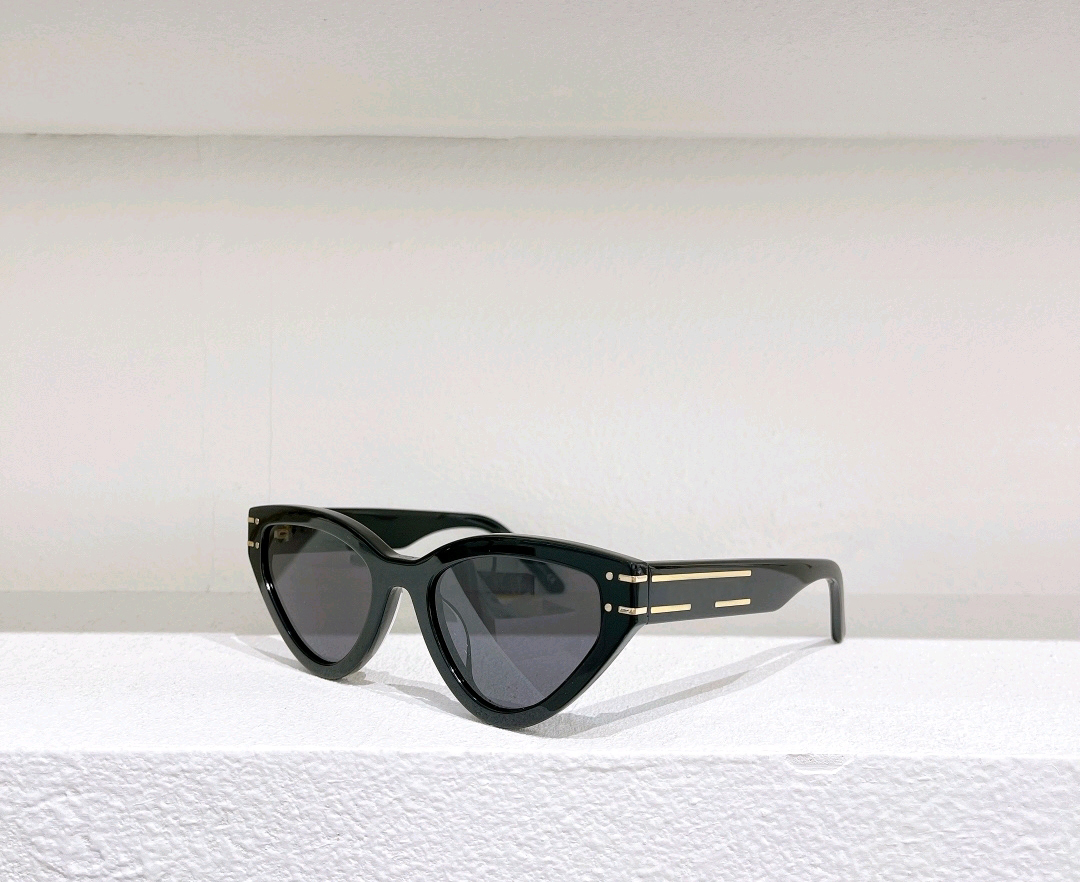 Cat Eye Sunglasses Black Grey Fashion Sun Glasses fo Women Men Sonnenbrille Dany Glasses occhiali da sole uv400 protection with box
Cat Eye Sunglasses Black Grey Fashion Sun Glasses fo Women Men Sonnenbrille Dany Glasses occhiali da sole uv400 protection with box