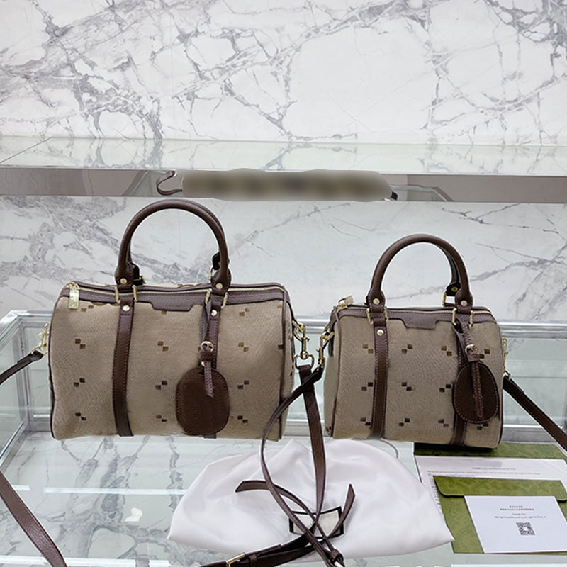 Boston Pillow Handbag Women Crossbody Shoulder Bags Canvas Leather Removable Strap Zipper Closure Fashion Letters High Quality Small Tote Purse, 24cm
Boston Pillow Handbag Women Crossbody Shoulder Bags Canvas Leather Removable Strap Zipper Closure Fashion Letters High Quality Small Tote Purse, 24cm
