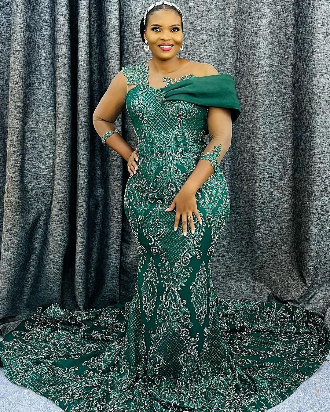 Hunter Green Plus Size Evening Dresses 2023 Lace Beaded Long Sleeve Aso Ebi Mermaid Prom Gown