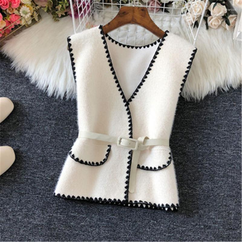 Women' Vests Vintage Woolen Sweater Vest Jacket Women Spring Elegant V-neck Sleeveless Waistcoats Korean Style Casual With Belt Chic Outwea, Black
Women' Vests Vintage Woolen Sweater Vest Jacket Women Spring Elegant V-neck Sleeveless Waistcoats Korean Style Casual With Belt Chic Outwea, Black