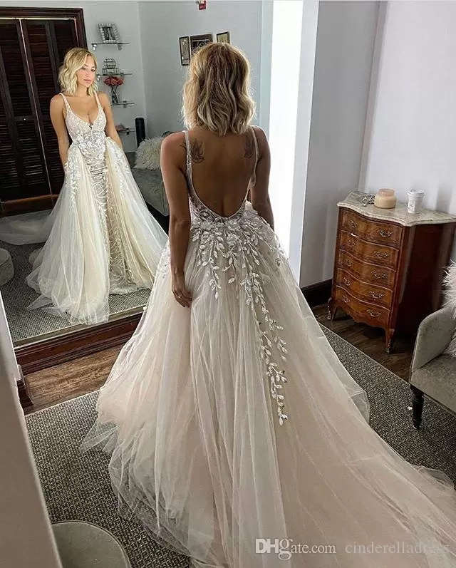 A-e Dresses Sleeveess Sexy V Neck Backless Hollow Appliqued or Length With Detachabl Train Tulle Lace Boho Wedding Gowns Plus Size