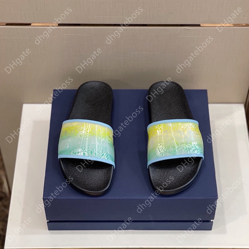 Guangzhou d Family Men's Slippers Summer Trend Leather Versatile High-end Women's Shoes, 01
Guangzhou d Family Men's Slippers Summer Trend Leather Versatile High-end Women's Shoes, 01