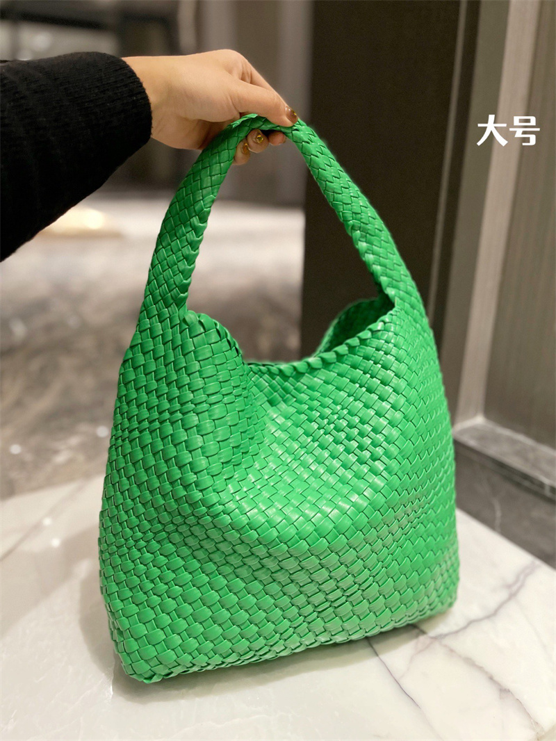 New Luxury Cassette Bucket Bags Fashion Totes Designer Handbag Women Medium Handbags Top Quality Luxuries Designers Women Bag Wallet Purses, Blue
New Luxury Cassette Bucket Bags Fashion Totes Designer Handbag Women Medium Handbags Top Quality Luxuries Designers Women Bag Wallet Purses, Blue
