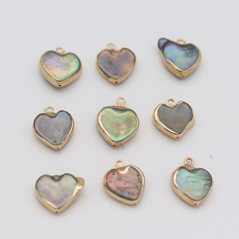 Pendant Necklaces Selling Natural Pearl Heart-shaped Beads Boutique Carving Making DIY Fashion Charm Necklace Bracelet Jewelry
Pendant Necklaces Selling Natural Pearl Heart-shaped Beads Boutique Carving Making DIY Fashion Charm Necklace Bracelet Jewelry