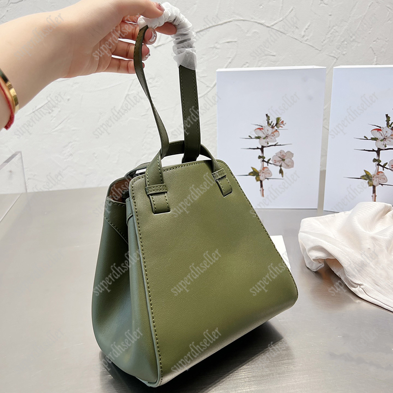 Classic Women Shoulder Bags Fashion Cross Body High Quality Handbags Designer Leather Handbag Hammock Bucket Bag Mini Purses Artwork, Increase freight
Classic Women Shoulder Bags Fashion Cross Body High Quality Handbags Designer Leather Handbag Hammock Bucket Bag Mini Purses Artwork, Increase freight