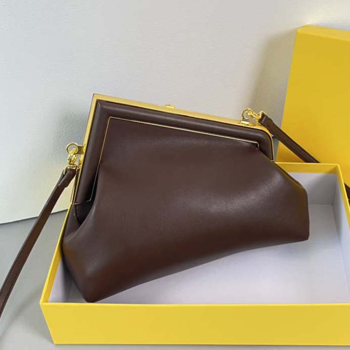 2021 new first female designer shoulder bag luxury handbag high quality messenger bag wholesale, Box
2021 new first female designer shoulder bag luxury handbag high quality messenger bag wholesale, Box