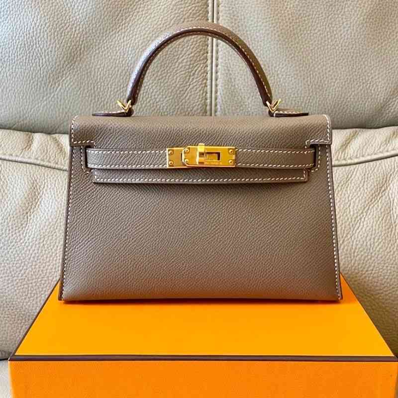 Women Handbags Herme Designer Luxurys Ke1ly Handmade Mini Second Generation Leather Palm Print Epsom Calfskin Sewn Honey Wax Thread Portable
Women Handbags Herme Designer Luxurys Ke1ly Handmade Mini Second Generation Leather Palm Print Epsom Calfskin Sewn Honey Wax Thread Portable