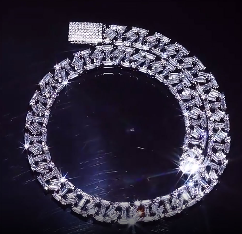 13MM Diamond Baguette Prong Chain Necklace 14K White Gold Fashion Icy Cubic Zirconia Jewelry 16inch-24inch Hiphop Jewelry
13MM Diamond Baguette Prong Chain Necklace 14K White Gold Fashion Icy Cubic Zirconia Jewelry 16inch-24inch Hiphop Jewelry