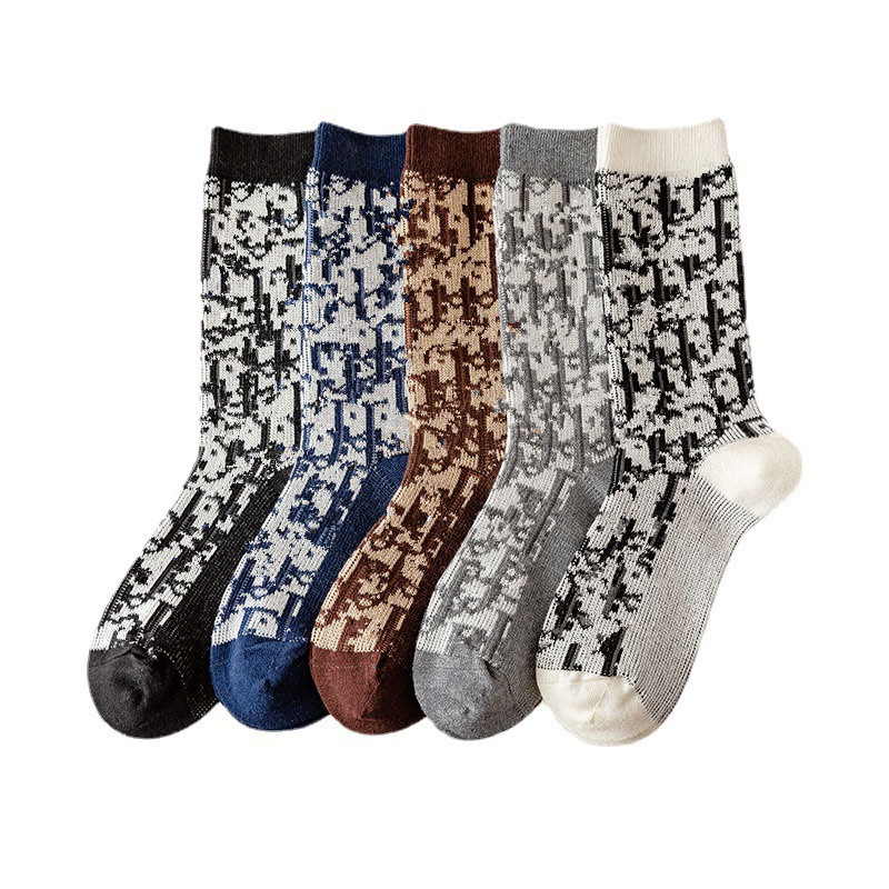 2022 high quality designer men's women's socks five colors luxury sports winter net letter knit sock cotton NO boxes 
2022 high quality designer men's women's socks five colors luxury sports winter net letter knit sock cotton NO boxes