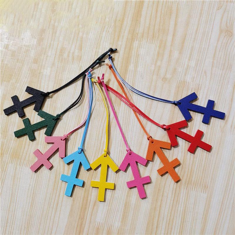 Keychains Fashion Real Genuine Natural Leather 12 Zodiac Sagittarius Horoscope Constellation Keychain Pendant Women Backpack Bag Charm
Keychains Fashion Real Genuine Natural Leather 12 Zodiac Sagittarius Horoscope Constellation Keychain Pendant Women Backpack Bag Charm