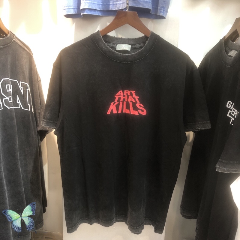 Red Print Heavy Fabric Tees Ovesize Damage Design Do Old Men Women T-shirt Real Pics, Black
Red Print Heavy Fabric Tees Ovesize Damage Design Do Old Men Women T-shirt Real Pics, Black