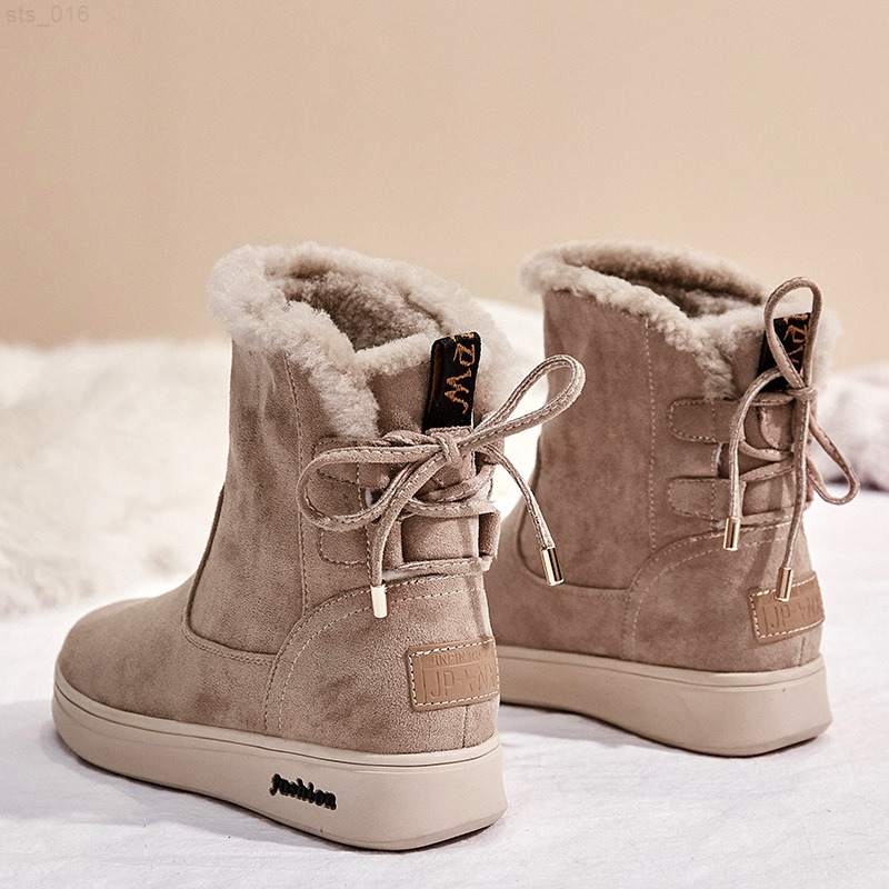 Winter Fur Snow Shoes Women Genuine Leather Ankle Boots for Women Cow Hide Leather 2022 New Femake Ankle Boots for WinterT220718, Black 2
Winter Fur Snow Shoes Women Genuine Leather Ankle Boots for Women Cow Hide Leather 2022 New Femake Ankle Boots for WinterT220718, Black 2