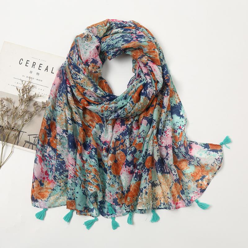 Scarves 2022 Winter Ladies Viscose Scarf Printing Tassel Shawl Muslim Turban Selling Hijab Support Wholesale
Scarves 2022 Winter Ladies Viscose Scarf Printing Tassel Shawl Muslim Turban Selling Hijab Support Wholesale