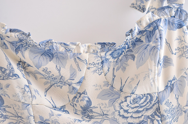 Summer Lace Up Bowknot Spaghetti Strap High Waist French Vintage Printed Ruffle Camisole Dress Female Fashion 220510