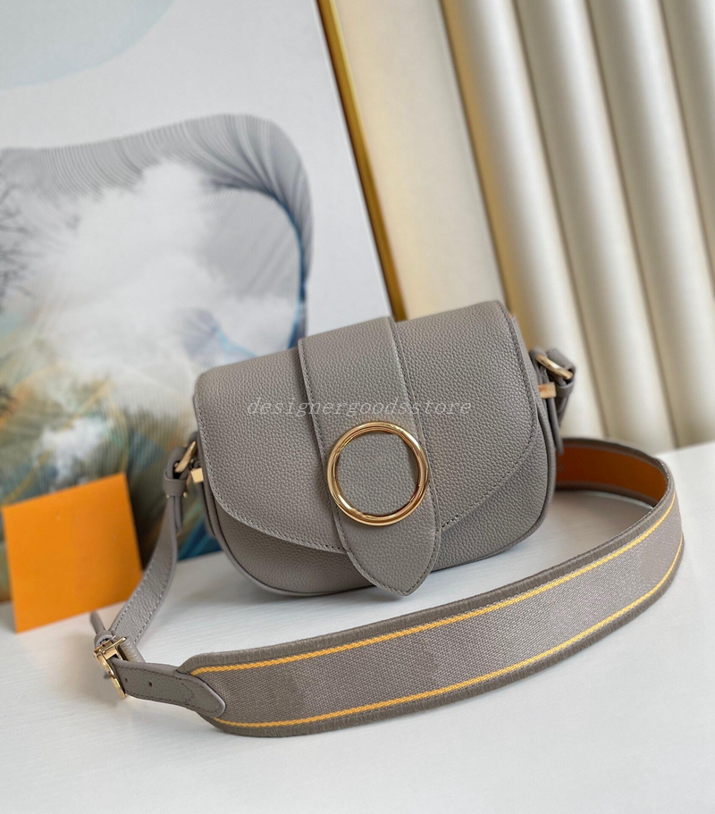 Shoulder Bags 58967 black PONT 9 SOFT Designer Women Purses calf leather two-color strap crossbody clutch purse handbag shoulderbag Caviar Leather Saddle Bag, Blue
Shoulder Bags 58967 black PONT 9 SOFT Designer Women Purses calf leather two-color strap crossbody clutch purse handbag shoulderbag Caviar Leather Saddle Bag, Blue