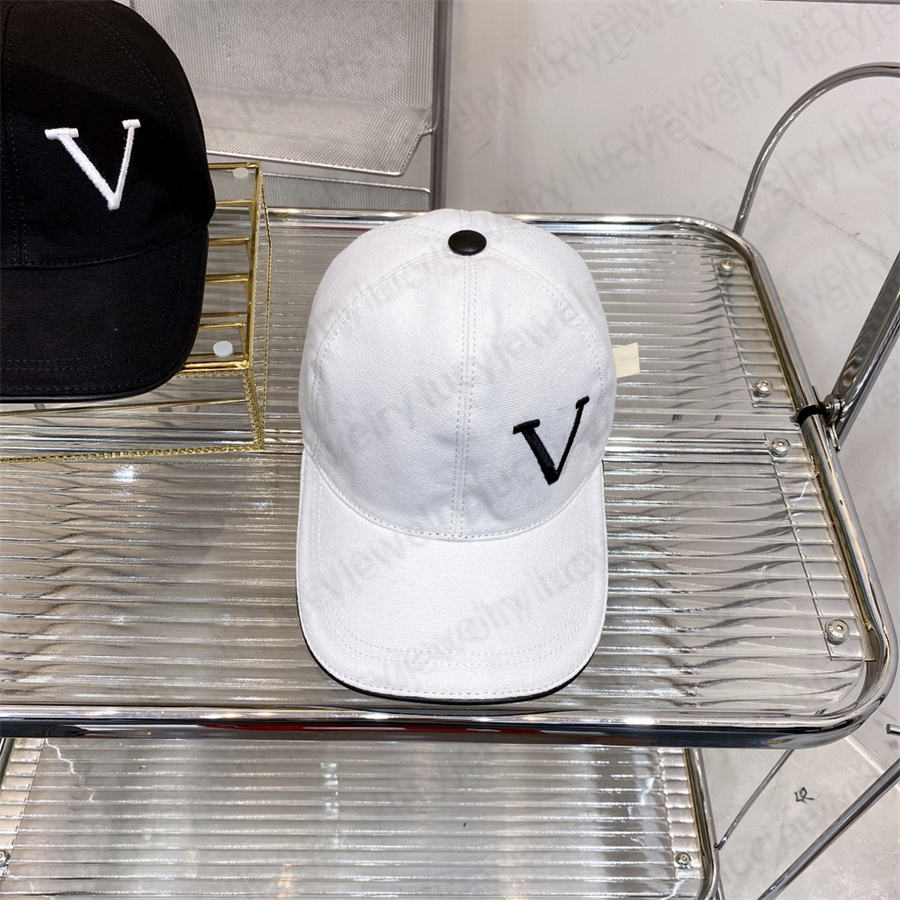 Casual Ball Caps Fashionable Hat Available In Black and White Classic Design for Man Woman Breathable Fabric Cap Hight Quality
Casual Ball Caps Fashionable Hat Available In Black and White Classic Design for Man Woman Breathable Fabric Cap Hight Quality
