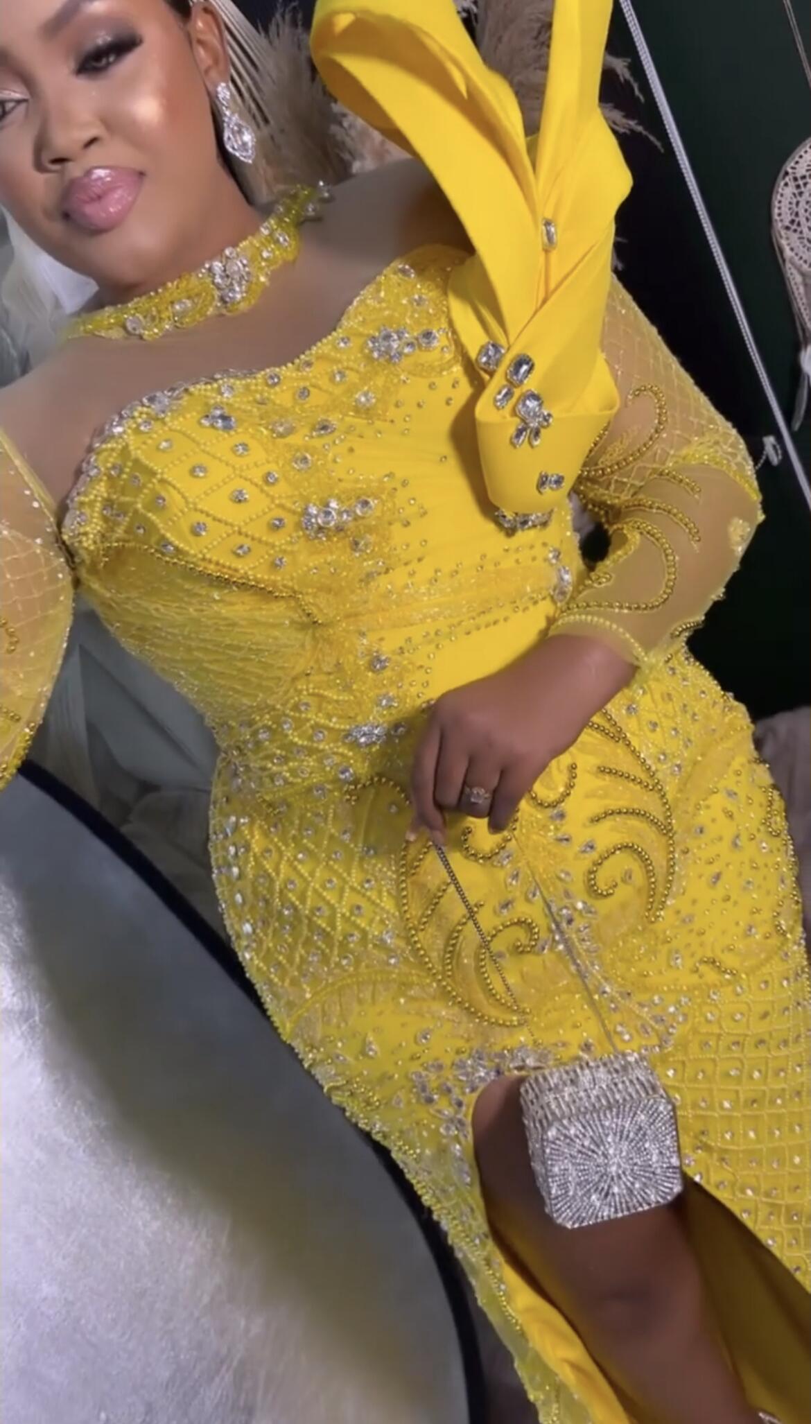 2022 Plus Size Arabic Aso Ebi Yellow Mermaid Luxurious Prom Dresses Beaded Crystals Evening Formal Party Second Reception Birthday Engagement Gowns Dr
