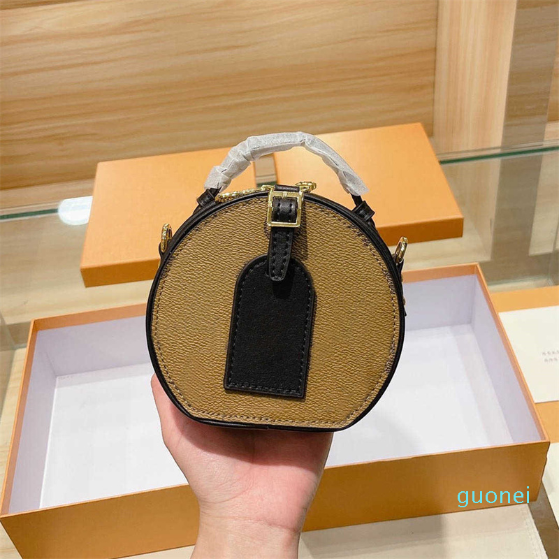 Luxury designer handbags Bag Purses Shoulder Cross Body Bucket Women Original Brand Fashion Leather Top quality Round 888, Pink
Luxury designer handbags Bag Purses Shoulder Cross Body Bucket Women Original Brand Fashion Leather Top quality Round 888, Pink