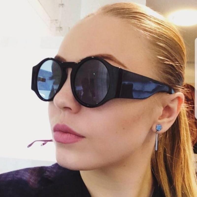 Sunglasses Fashion Oversize Women Brand Designer Round Sun Glasses Classic Female Sunglass UV400Sunglasses
Sunglasses Fashion Oversize Women Brand Designer Round Sun Glasses Classic Female Sunglass UV400Sunglasses