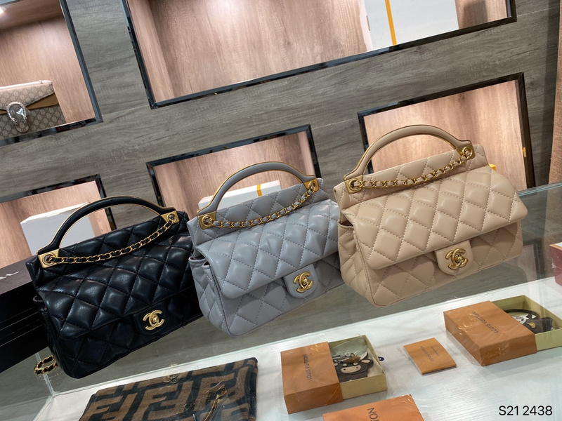 Classic Square Women cases Luxury Brand Designer Flap Crossbody Bags High Quality handbag Leather shoulder tote Chain Shopping bag bqwegfqwf
Classic Square Women cases Luxury Brand Designer Flap Crossbody Bags High Quality handbag Leather shoulder tote Chain Shopping bag bqwegfqwf