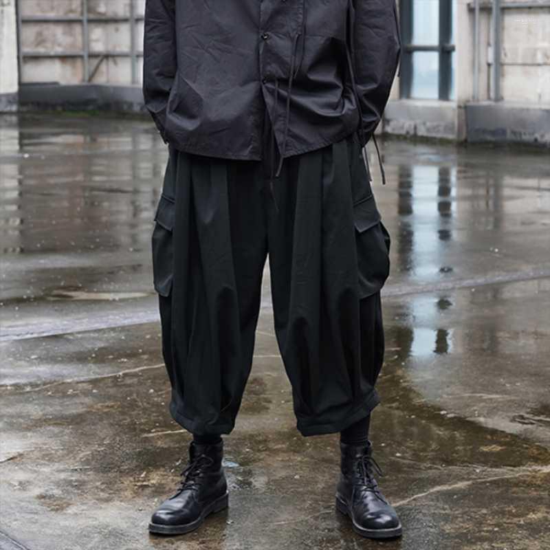 Men's Pants Men's Wide-Leg Cargo Spring And Autumn Japanese Retro Dark Three-Dimensional Pocket Loose Casual PantsMen's, Black
Men's Pants Men's Wide-Leg Cargo Spring And Autumn Japanese Retro Dark Three-Dimensional Pocket Loose Casual PantsMen's, Black