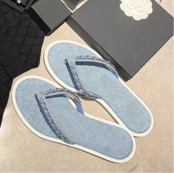 Luxury chain denim flip flops slippers and sandals women summer new outer wear ladies pinch toe sandal flat all-match beach women's sandals, Black
Luxury chain denim flip flops slippers and sandals women summer new outer wear ladies pinch toe sandal flat all-match beach women's sandals, Black