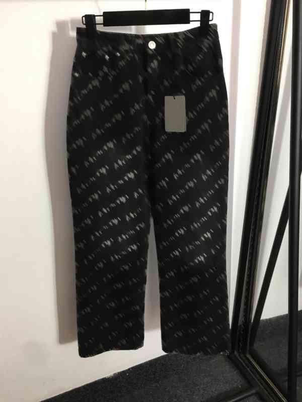 Designer Womens Pants All Over Letter Print Straight Leg Black Jeans Trousers Luxury High Quality Casual Pants For Women
Designer Womens Pants All Over Letter Print Straight Leg Black Jeans Trousers Luxury High Quality Casual Pants For Women