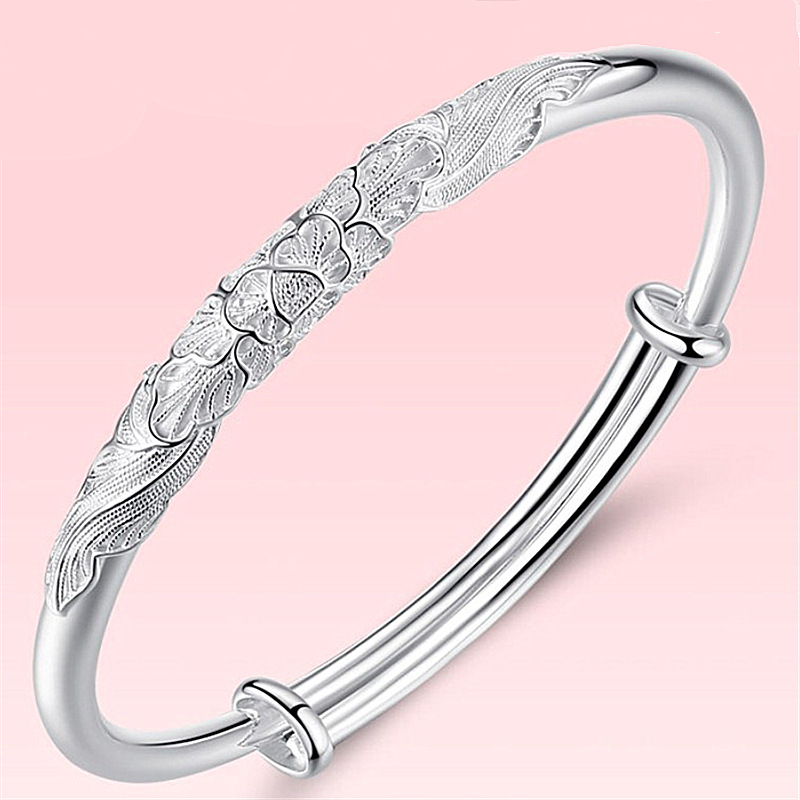 Quaint and exquisite retro peony filigree bracelet hollow plate flower smart rich petal design bracelet party birthday gift bracelet
Quaint and exquisite retro peony filigree bracelet hollow plate flower smart rich petal design bracelet party birthday gift bracelet