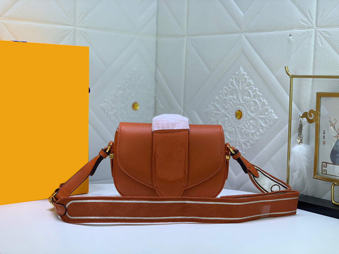 5A+ top quality Bags Designer Women luxurious crossbody Designers Bag shoulder pont 9 lychee messenger bag classic large 25cm small 21cm Grained Calfskin m58964
5A+ top quality Bags Designer Women luxurious crossbody Designers Bag shoulder pont 9 lychee messenger bag classic large 25cm small 21cm Grained Calfskin m58964