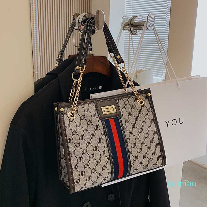 Designer Bags Old Flower Women's 2022 Autumn and Winter New High-capacity Chain Single Shoulder Foreign Style Versatile Portable Tot Messeng, Black
Designer Bags Old Flower Women's 2022 Autumn and Winter New High-capacity Chain Single Shoulder Foreign Style Versatile Portable Tot Messeng, Black