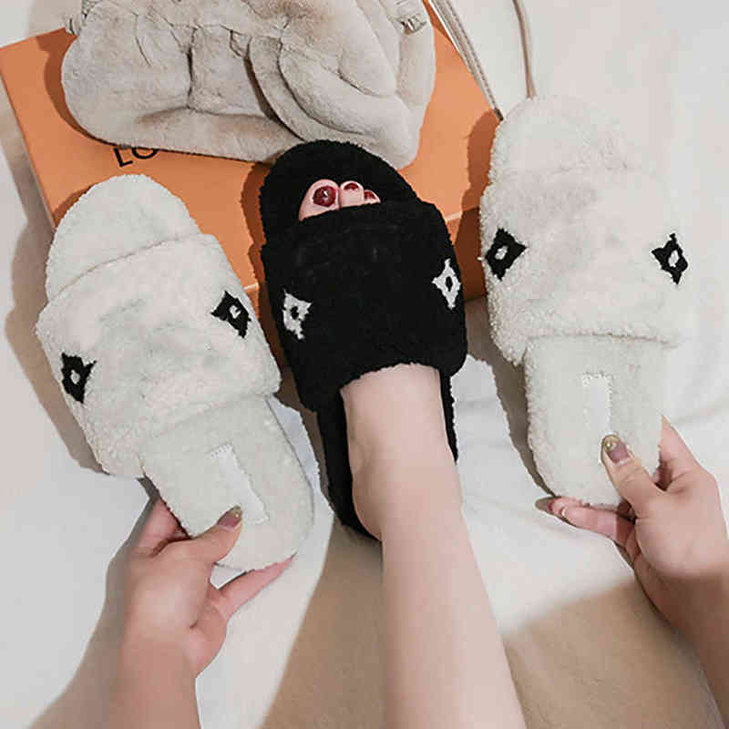 2022 NEW Designers Winter Luxurys Women wool Slippers fur Fluffy Furry Warm letters Sandals Comfortable embroidery Flip Flop size 36-42, Black
2022 NEW Designers Winter Luxurys Women wool Slippers fur Fluffy Furry Warm letters Sandals Comfortable embroidery Flip Flop size 36-42, Black