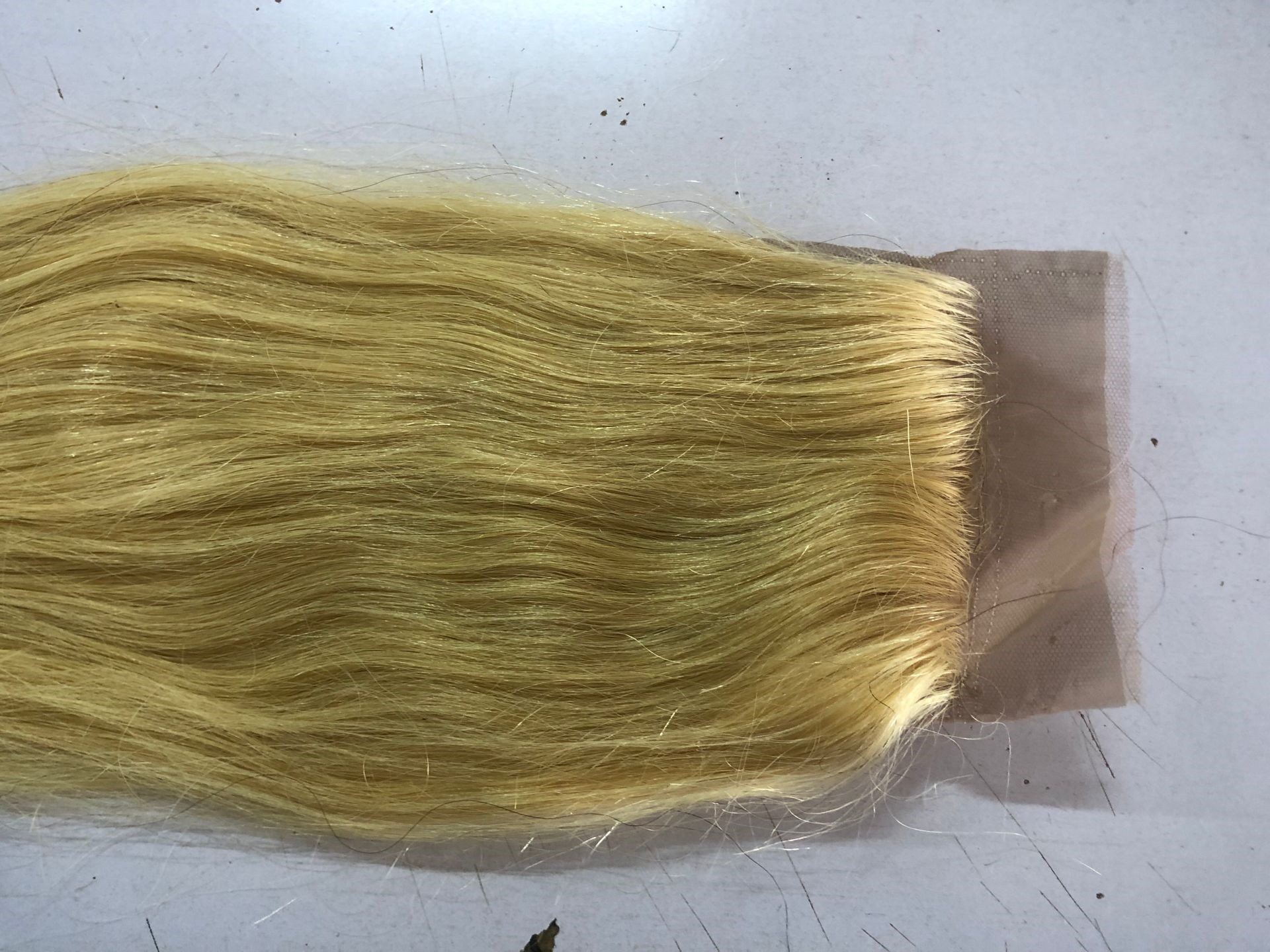 613 Blonde Human Hair Closure Silk top 4x4 Lace Closure virgin Brazilian Straight Pre Plucked