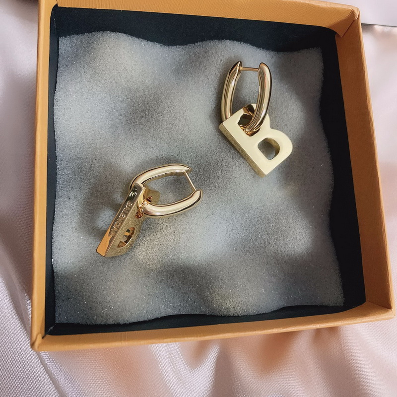 Fashion Women Dangle pearls Earring hoop new Unique Shaped Brand B letters Pendant with logo shiny non-fading ladies Chandelier Earrings B0 -2-2