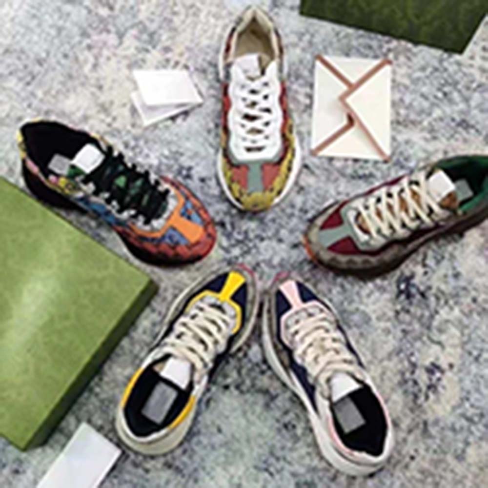 Designer Rhyton Shoes Beige Men Trainers Vintage Luxury Chaussures Ladies Shoe Fashion Sneakers Wave Mouth Sneaker With Box xx889
Designer Rhyton Shoes Beige Men Trainers Vintage Luxury Chaussures Ladies Shoe Fashion Sneakers Wave Mouth Sneaker With Box xx889