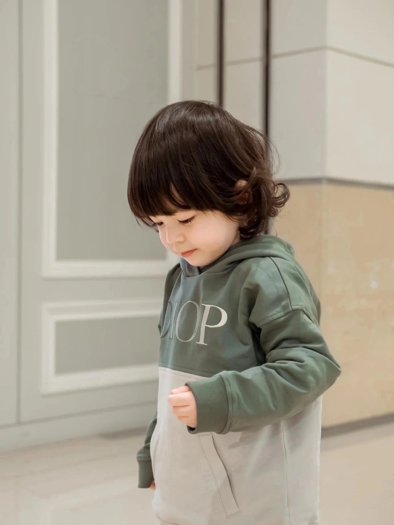 Sweatshirt Baby Clothes Hoodie Designer Sweatshirts Girls Boys Hoodies Pullover Kids Clothes With Letter Printing Round Neck Long Sleeve -160cm
Sweatshirt Baby Clothes Hoodie Designer Sweatshirts Girls Boys Hoodies Pullover Kids Clothes With Letter Printing Round Neck Long Sleeve -160cm