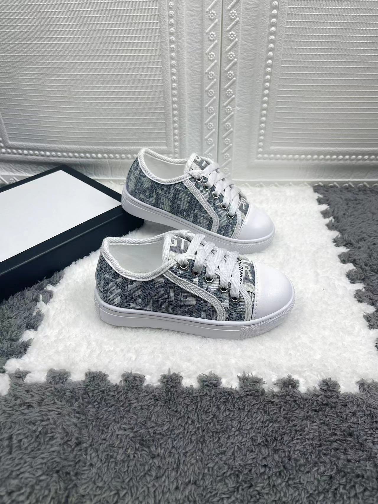designer shoe boy white soccer boots sneakers child girls tennis shoes baby girl walk sneaker
designer shoe boy white soccer boots sneakers child girls tennis shoes baby girl walk sneaker