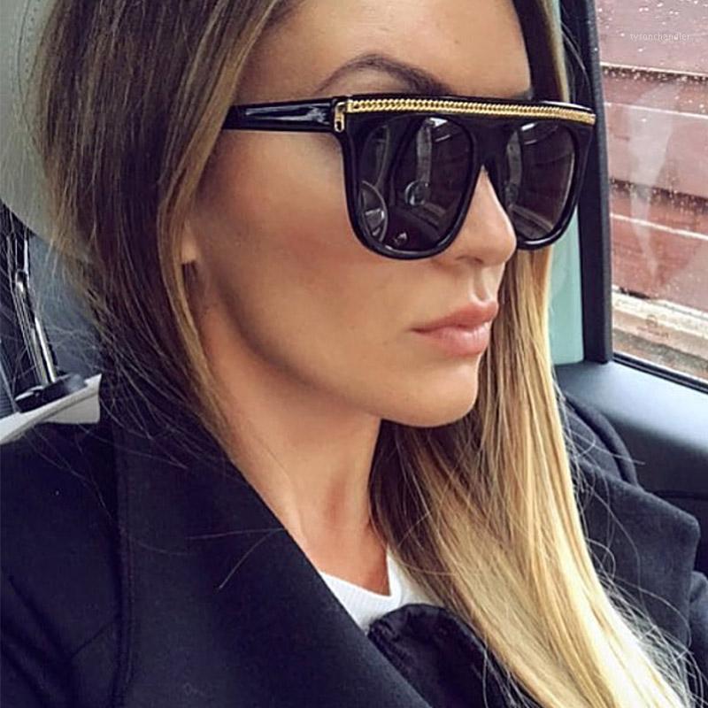 Sunglasses Retro Large Frame Big Brand Mask Women Designer Metal Chain Flat Top Sunshade Square Oversized UV400
Sunglasses Retro Large Frame Big Brand Mask Women Designer Metal Chain Flat Top Sunshade Square Oversized UV400