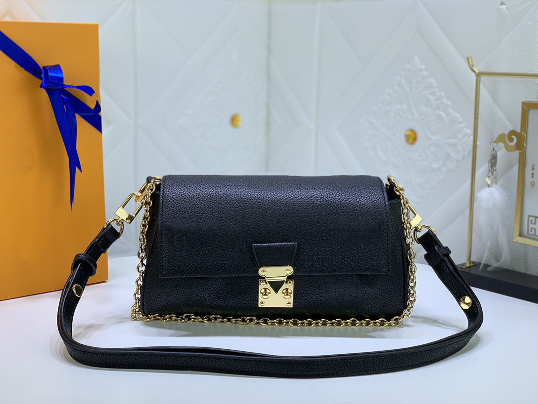 5A Top Quality Fashion Bag Soft Leather Hasp Lady Handbag Shoulderbag B041(45813 45836 45859), White
5A Top Quality Fashion Bag Soft Leather Hasp Lady Handbag Shoulderbag B041(45813 45836 45859), White
