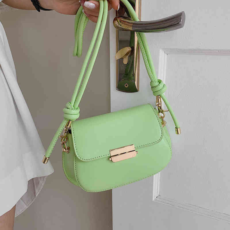 Simple Small Leather Fashion Designer Shoulder Crossbody Sling Bags for Women 2022 Summer Brand Design Flap Purses and Handbags 220416, Green
Simple Small Leather Fashion Designer Shoulder Crossbody Sling Bags for Women 2022 Summer Brand Design Flap Purses and Handbags 220416, Green