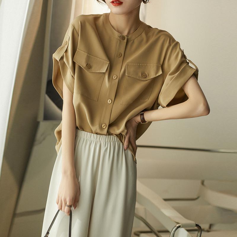 Women's Blouses & Shirts Short Sleeve Tops Women Blusas Mujer De Moda 2022 Summer O Neck Workwear Big Pocket Blouse Shirt Oversized BlouseWo, Khaki
Women's Blouses & Shirts Short Sleeve Tops Women Blusas Mujer De Moda 2022 Summer O Neck Workwear Big Pocket Blouse Shirt Oversized BlouseWo, Khaki