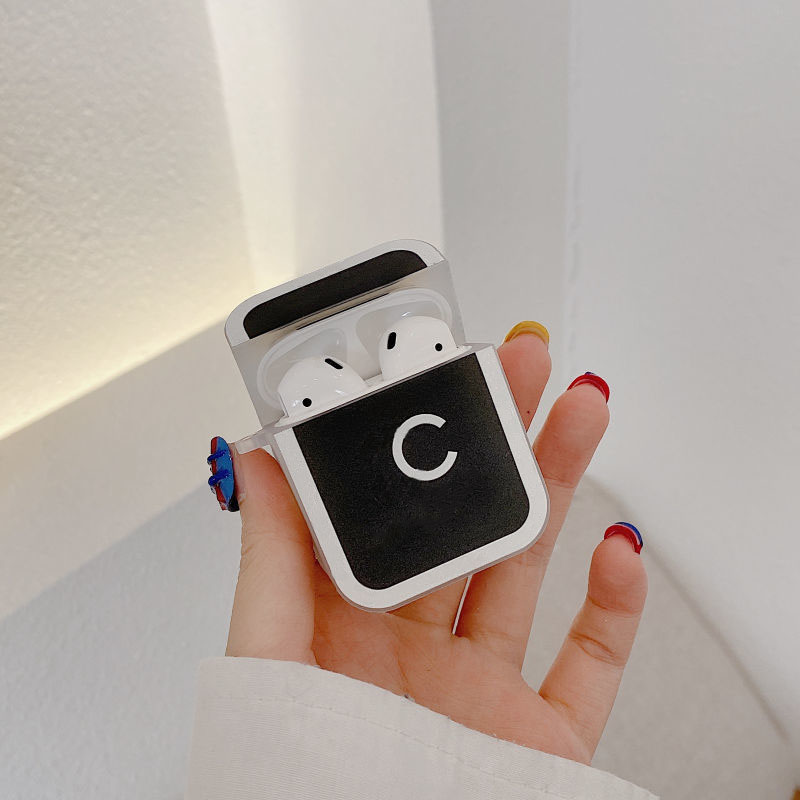 Luxury Designer Earphone Cases Brand Letters Earphones Protector For Airpods 1/2 Pro 3 Fashion High Quality Cases Two Colors 2022 22061105CY
Luxury Designer Earphone Cases Brand Letters Earphones Protector For Airpods 1/2 Pro 3 Fashion High Quality Cases Two Colors 2022 22061105CY