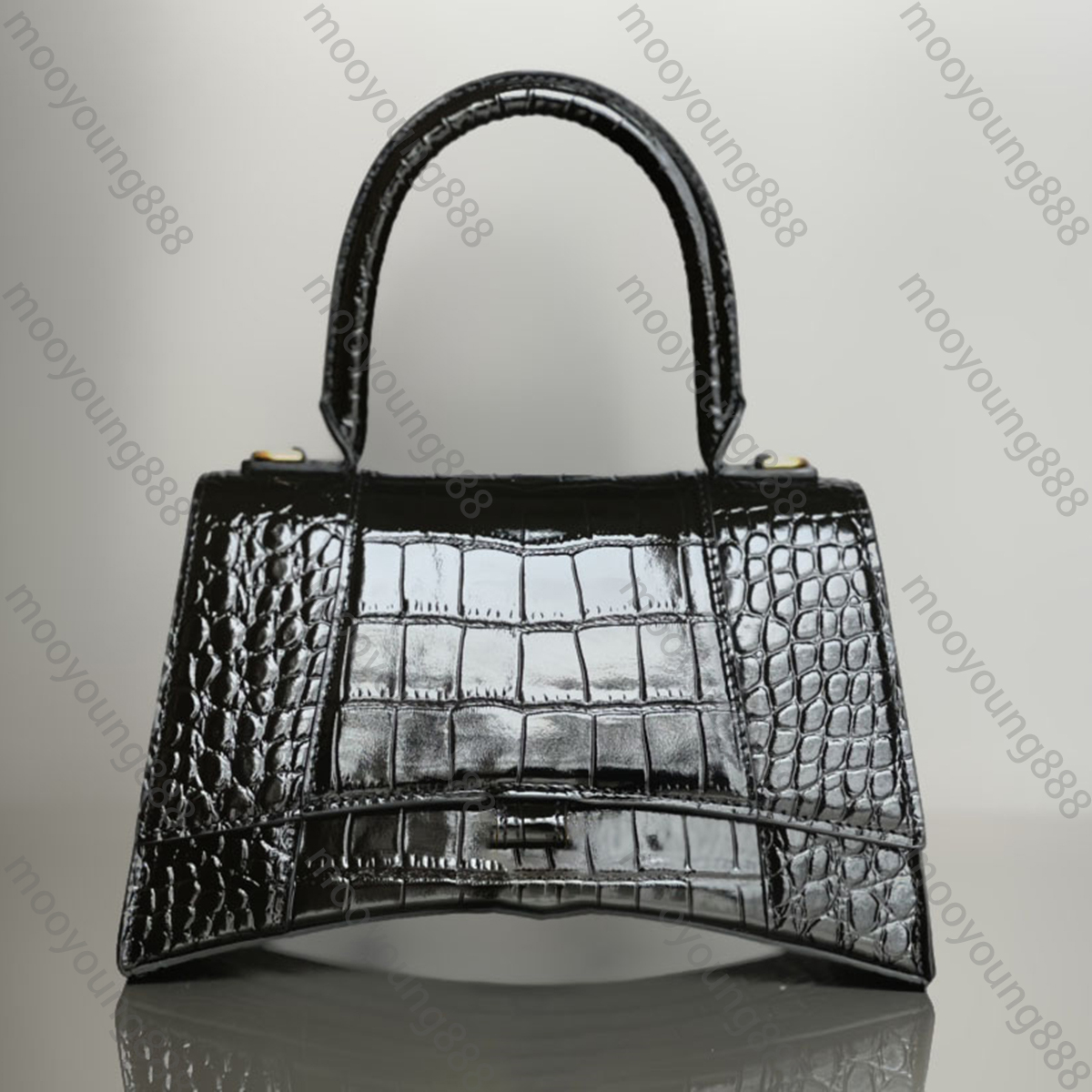 10A Top Tier Quality Designers Womens Small Bag Luxuries Hourgalss Handbag Real Leather Quilted Flap Gold Bag Purse Crossbody Black Shoulder Strap Bag With Box, Upload pics to contact us
10A Top Tier Quality Designers Womens Small Bag Luxuries Hourgalss Handbag Real Leather Quilted Flap Gold Bag Purse Crossbody Black Shoulder Strap Bag With Box, Upload pics to contact us