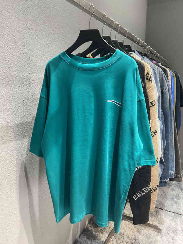 Top Quality Luxury brand T Shirt Paris b Home 22s Spring and Summer Classic Wave Environmental Protection Cola Embroidered Letters Loose, #8
Top Quality Luxury brand T Shirt Paris b Home 22s Spring and Summer Classic Wave Environmental Protection Cola Embroidered Letters Loose, #8