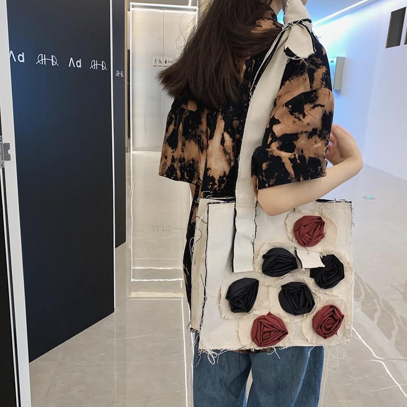 Evening Bags Korean Fashion Canvas Hand Hand-Made Rose Woman Bag Trend All-Match Big White Casual Large Women Shoulder BagEvening, Black
Evening Bags Korean Fashion Canvas Hand Hand-Made Rose Woman Bag Trend All-Match Big White Casual Large Women Shoulder BagEvening, Black